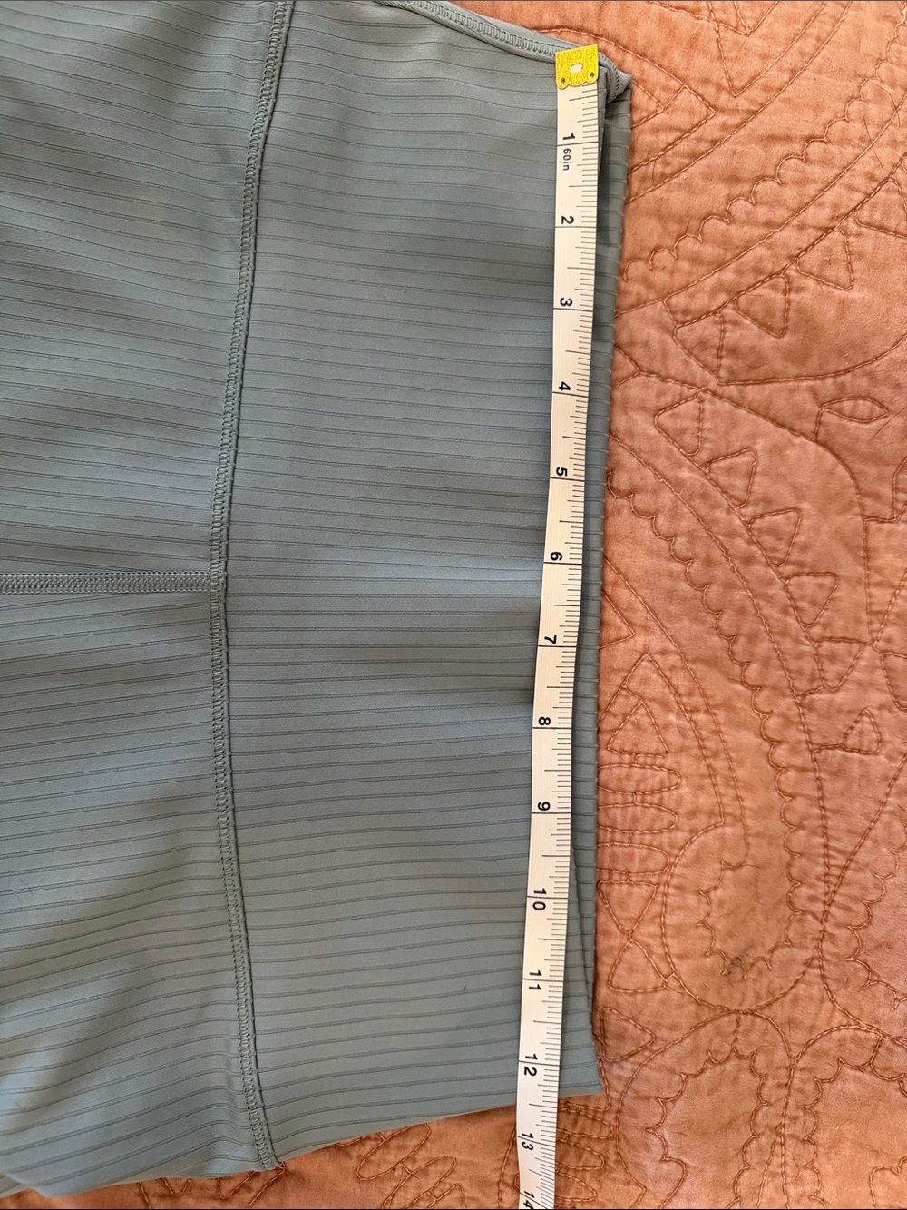 Vuori Inversion Rib Legging in Mist - Picture 6 of 7